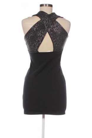 Kleid Sisters Point, Größe S, Farbe Schwarz, Preis 6,99 €