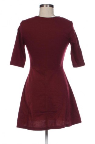 Kleid Topshop, Größe M, Farbe Rot, Preis 13,99 €