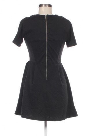 Kleid Topshop, Größe S, Farbe Schwarz, Preis 33,99 €