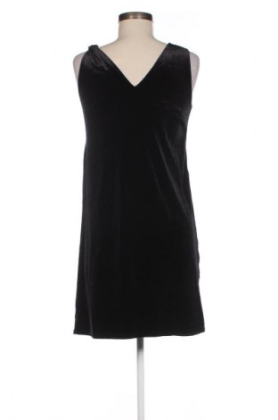 Kleid Vero Moda, Größe S, Farbe Schwarz, Preis 18,99 €