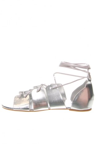 Sandalen H&M Divided, Größe 40, Farbe Silber, Preis 25,99 €