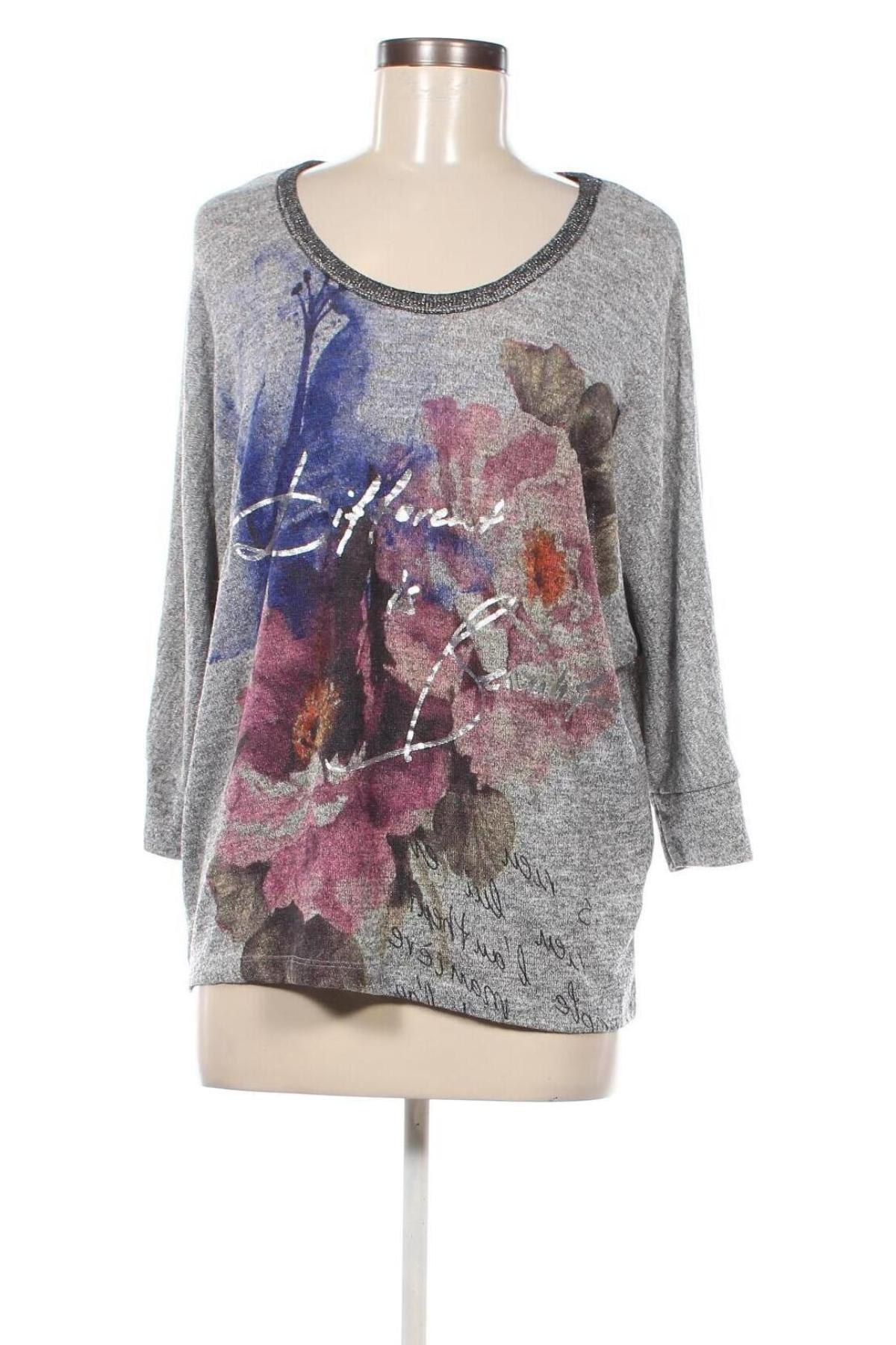 Damen Shirt Desigual, Größe S, Farbe Grau, Preis € 33,99