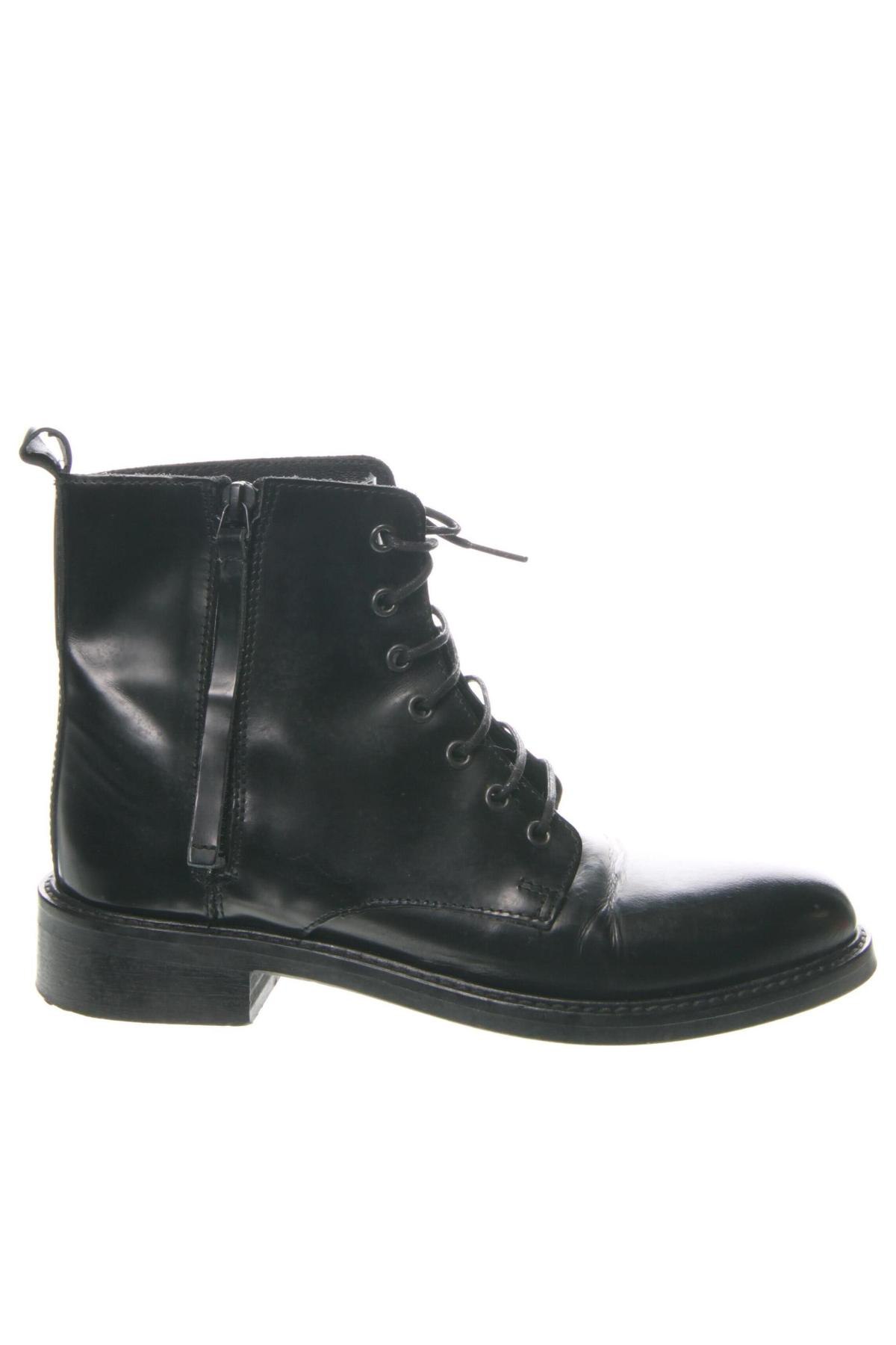 Botine de damă Edited, Mărime 38, Culoare Negru, Preț 246,99 Lei