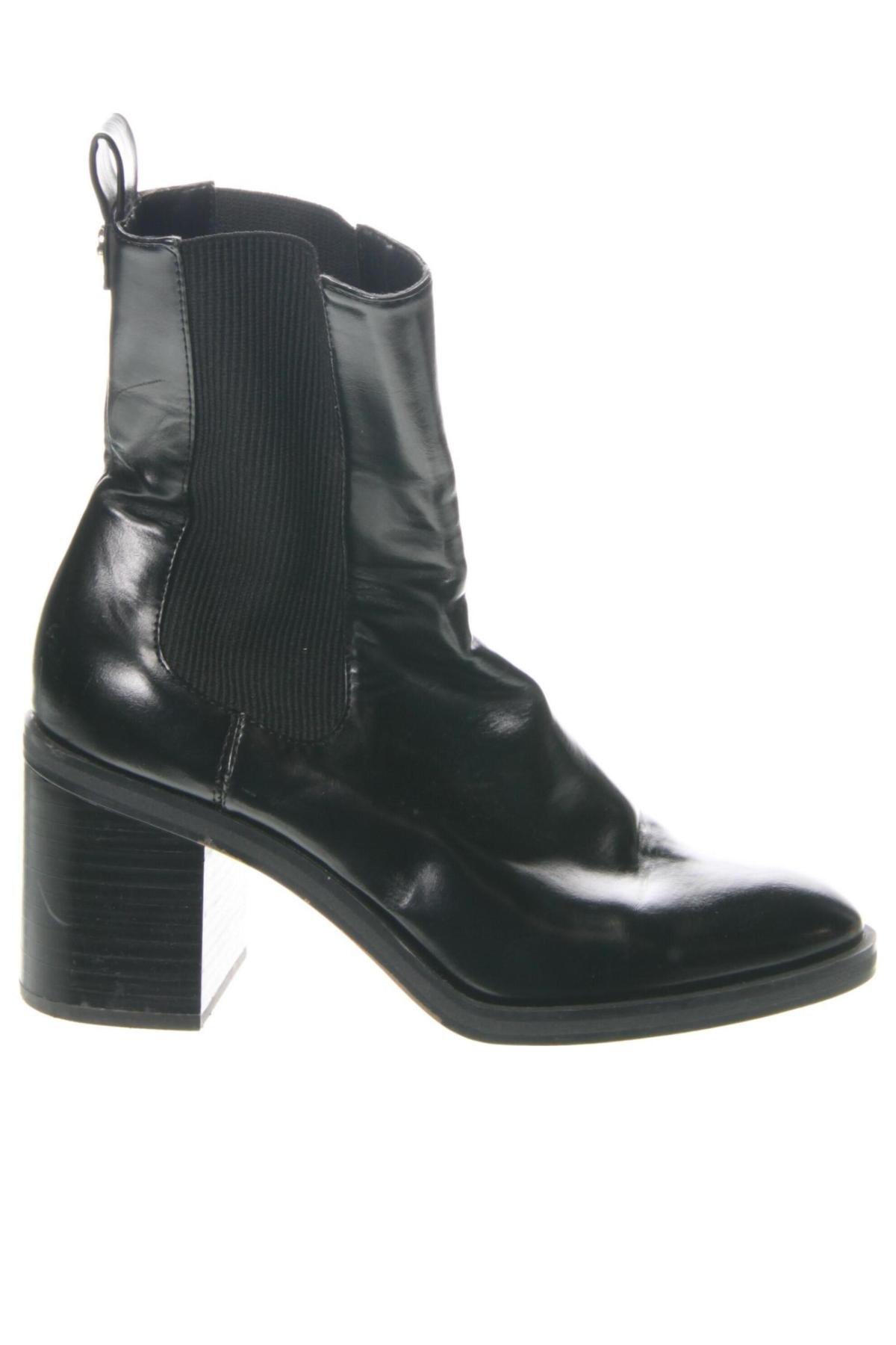 Botine de damă Zara, Mărime 38, Culoare Negru, Preț 134,99 Lei