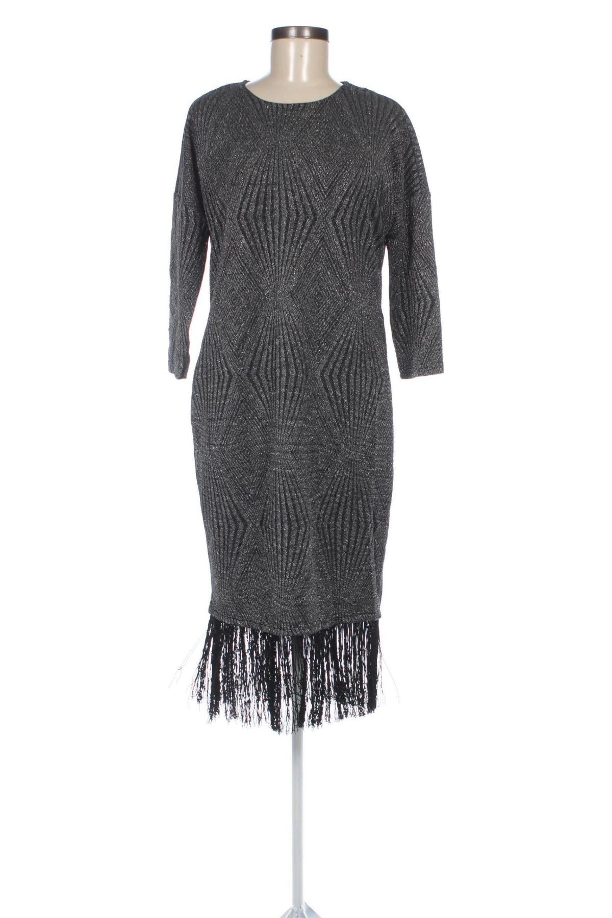 Kleid Oxmo, Größe M, Farbe Silber, Preis 40,99 €