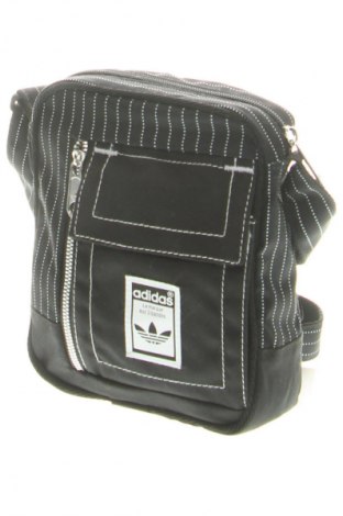 Táska Adidas Originals, Szín Sokszínű, Ár 11 839 Ft