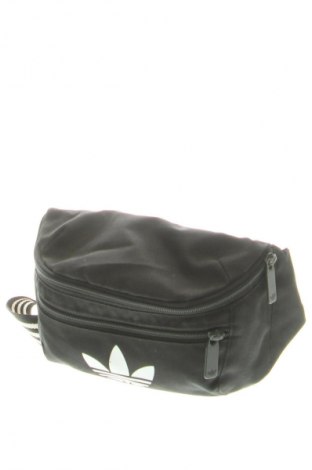 Deréktáska Adidas Originals, Szín Sokszínű, Ár 12 609 Ft