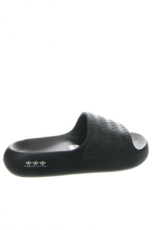 Papuci Adidas Originals, Mărime 36, Culoare Negru, Preț 549,99 Lei