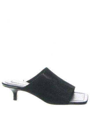 Papuci H&M, Mărime 36, Culoare Negru, Preț 134,21 Lei