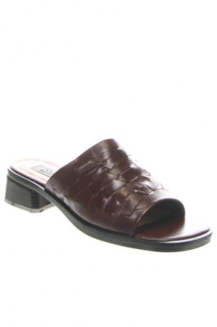 Pantolette Status, Größe 38, Farbe Braun, Preis 38,87 €