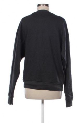 Damen Shirt Adidas, Größe M, Farbe Grau, Preis € 34,78