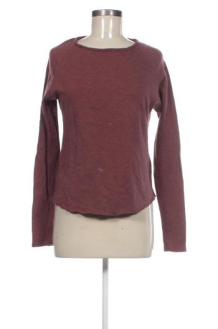 Dámská halenka American Vintage, Velikost S, Barva Červená, Cena  1 649,00 Kč