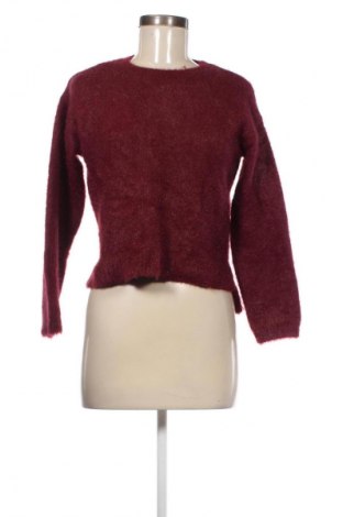 Дамска блуза Bershka, Размер S, Цвят Лилав, Цена 15,99 лв.