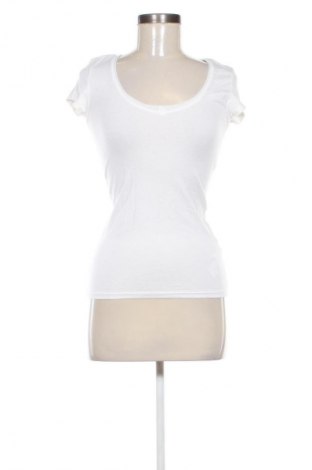 Damen Shirt Bershka, Größe M, Farbe Weiß, Preis 10,00 €