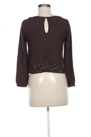 Γυναικεία μπλούζα Bershka, Μέγεθος S, Χρώμα Πολύχρωμο, Τιμή 9,72 €