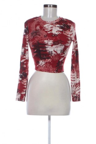 Дамска блуза Bershka, Размер S, Цвят Многоцветен, Цена 19,00 лв.