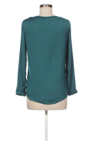 Дамска блуза Bershka, Размер S, Цвят Зелен, Цена 19,00 лв.