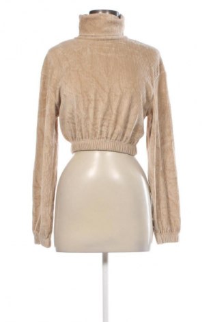 Дамска блуза Bershka, Размер XS, Цвят Бежов, Цена 13,99 лв.