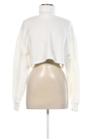 Damen Shirt Bershka, Größe S, Farbe Weiß, Preis 8,99 €