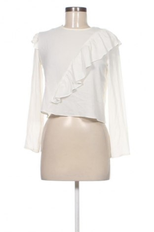 Дамска блуза Bershka, Размер S, Цвят Бял, Цена 19,00 лв.