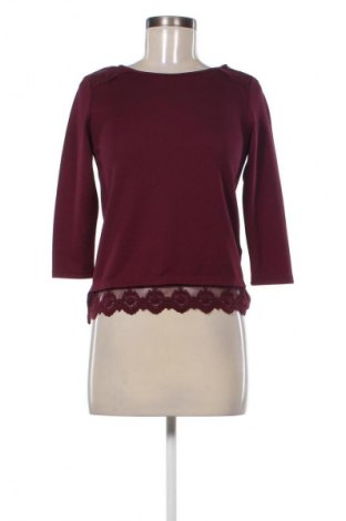 Dámská halenka Bershka, Velikost M, Barva Červená, Cena  229,00 Kč