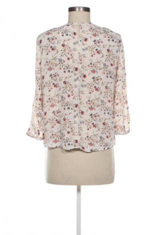 Γυναικεία μπλούζα Bershka, Μέγεθος M, Χρώμα Πολύχρωμο, Τιμή 5,99 €