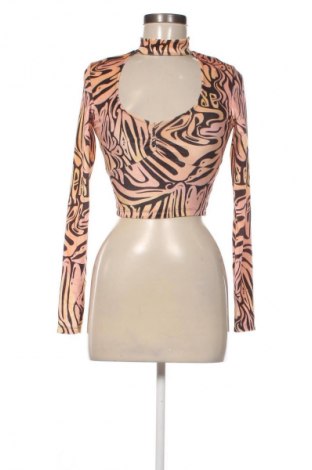 Dámská halenka Bershka, Velikost XS, Barva Vícebarevné, Cena  179,00 Kč