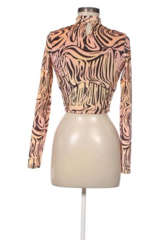 Dámská halenka Bershka, Velikost XS, Barva Vícebarevné, Cena  179,00 Kč