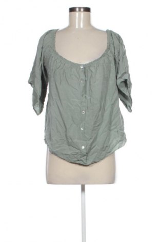 Damen Shirt Colloseum, Größe M, Farbe Grün, Preis 10,00 €