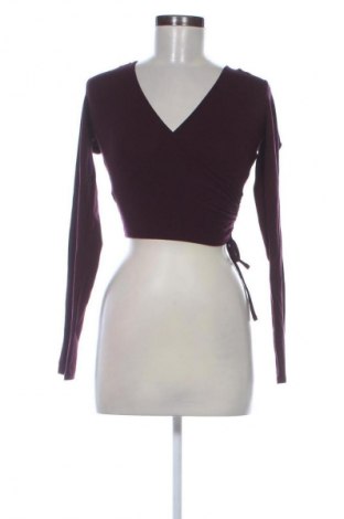 Дамска блуза Forever 21, Размер S, Цвят Лилав, Цена 20,14 лв.