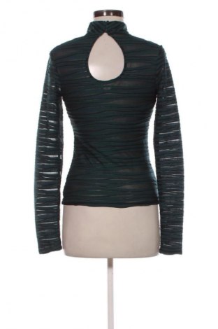 Дамска блуза Guess, Размер S, Цвят Зелен, Цена 48,88 лв.