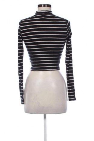 Γυναικεία μπλούζα H&M, Μέγεθος XS, Χρώμα Πολύχρωμο, Τιμή 9,72 €