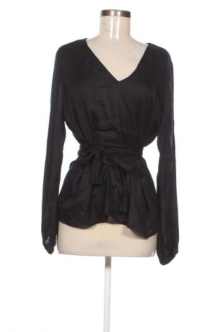 Dámská halenka H&M L.O.G.G., Velikost M, Barva Černá, Cena  247,00 Kč