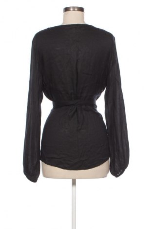 Dámská halenka H&M L.O.G.G., Velikost M, Barva Černá, Cena  247,00 Kč