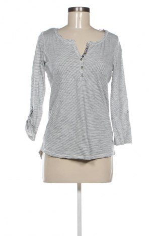 Bluză de femei H&M L.O.G.G., Mărime M, Culoare Multicolor, Preț 73,99 Lei