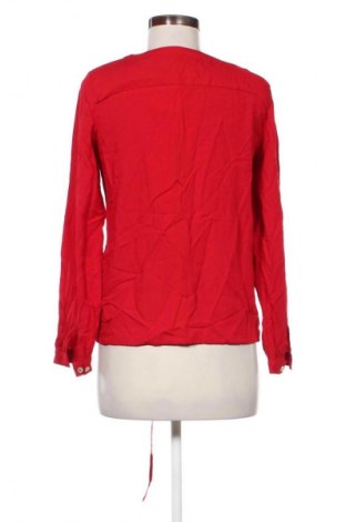 Damen Shirt Madeleine, Größe M, Farbe Rot, Preis € 25,00
