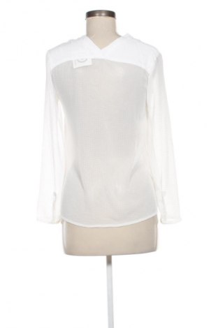 Дамска блуза Mango, Размер XS, Цвят Бял, Цена 26,97 лв.