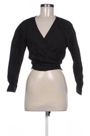 Bluzka damska Mohito, Rozmiar M, Kolor Czarny, Cena 43,68 zł