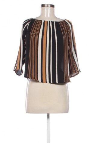 Γυναικεία μπλούζα ONLY, Μέγεθος XS, Χρώμα Πολύχρωμο, Τιμή 10,00 €
