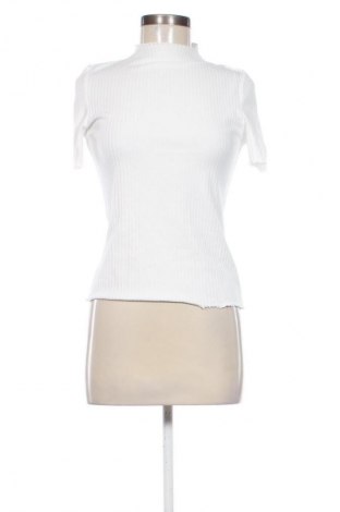 Γυναικεία μπλούζα ONLY, Μέγεθος M, Χρώμα Λευκό, Τιμή 10,23 €