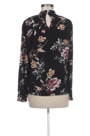 Дамска блуза ONLY, Размер M, Цвят Многоцветен, Цена 10,99 лв.