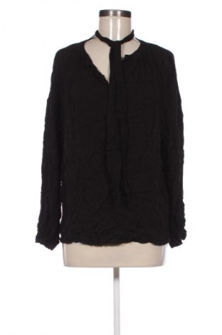 Дамска блуза Oodji, Размер M, Цвят Черен, Цена 10,99 лв.