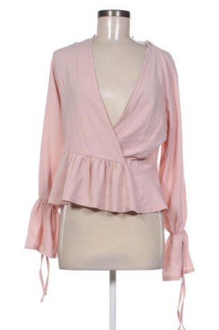 Damen Shirt Pretty Little Thing, Größe M, Farbe Aschrosa, Preis € 9,79