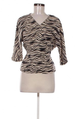 Damen Shirt Primark, Größe M, Farbe Mehrfarbig, Preis 9,72 €