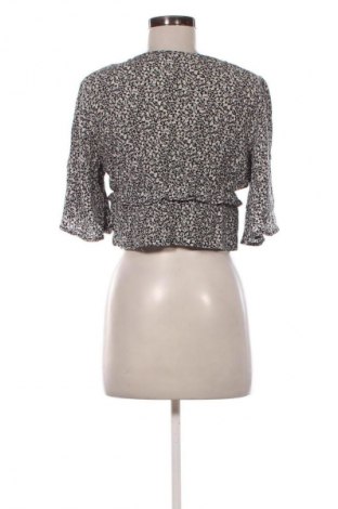 Damen Shirt Pull&Bear, Größe M, Farbe Mehrfarbig, Preis € 9,72