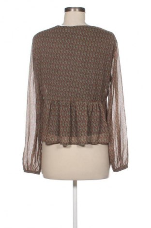 Damen Shirt Pull&Bear, Größe L, Farbe Mehrfarbig, Preis € 18,47