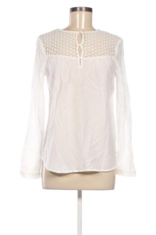 Дамска блуза Q/S by S.Oliver, Размер XS, Цвят Бял, Цена 13,99 лв.