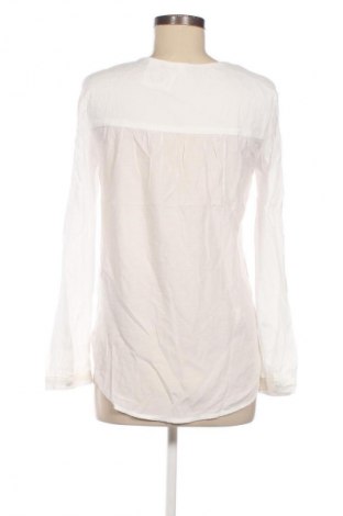 Дамска блуза Q/S by S.Oliver, Размер XS, Цвят Бял, Цена 13,99 лв.