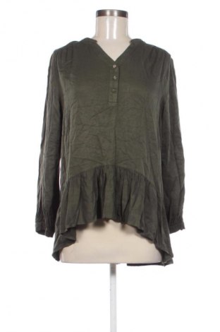 Γυναικεία μπλούζα Reserved, Μέγεθος M, Χρώμα Πράσινο, Τιμή 9,72 €