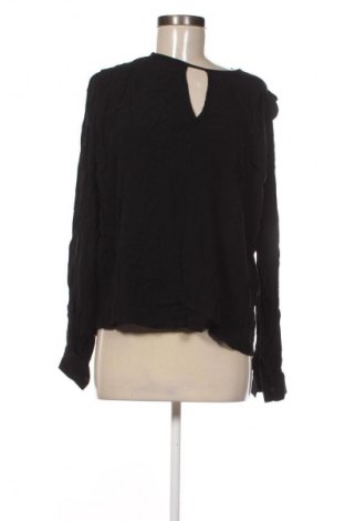 Dámská halenka Risskio, Velikost S, Barva Černá, Cena  209,00 Kč